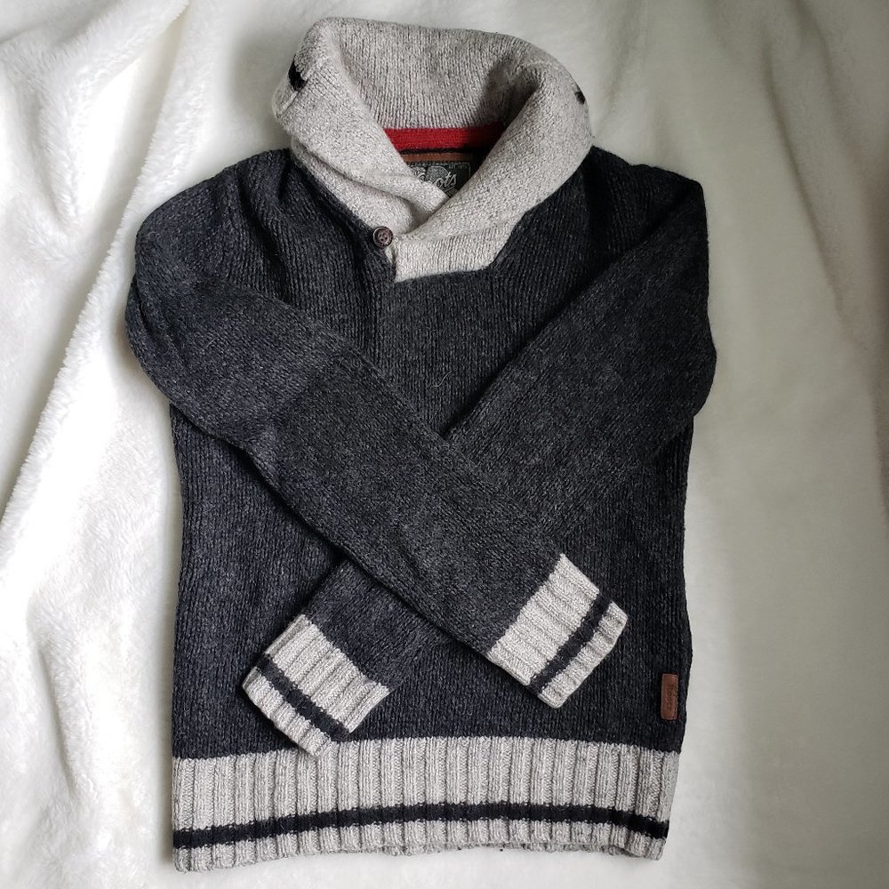 Roots Men's Charcoal and Light Gray Shawl Collar Sweater